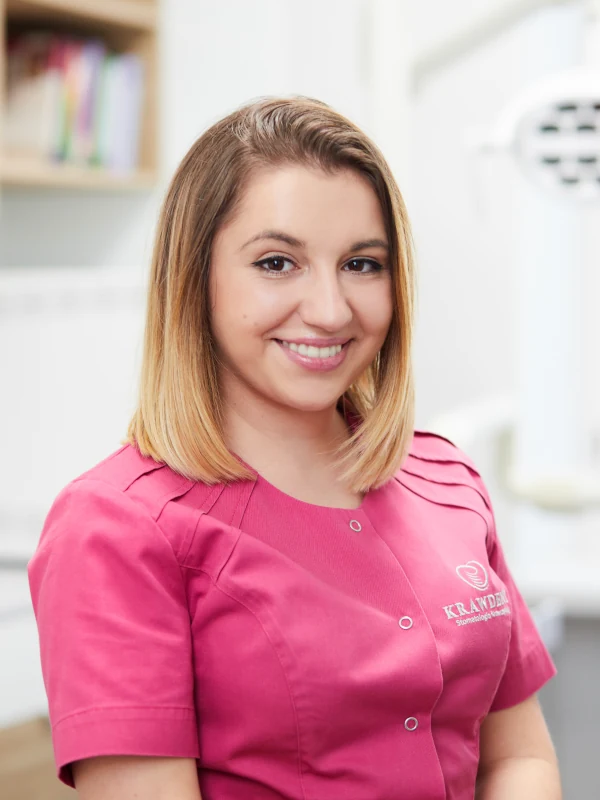 higienistka stom. Izabela Górniewicz - Krawdent Rzeszów